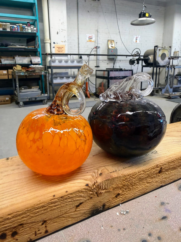 September Hot Glass: 20 Minute Workshops (Pumpkin or Paperweight)